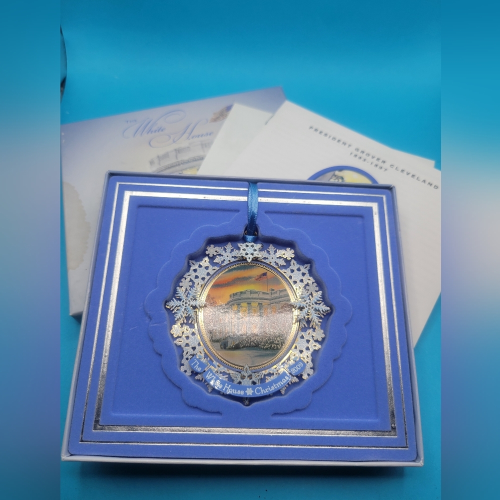 2009 White House Christmas Ornament